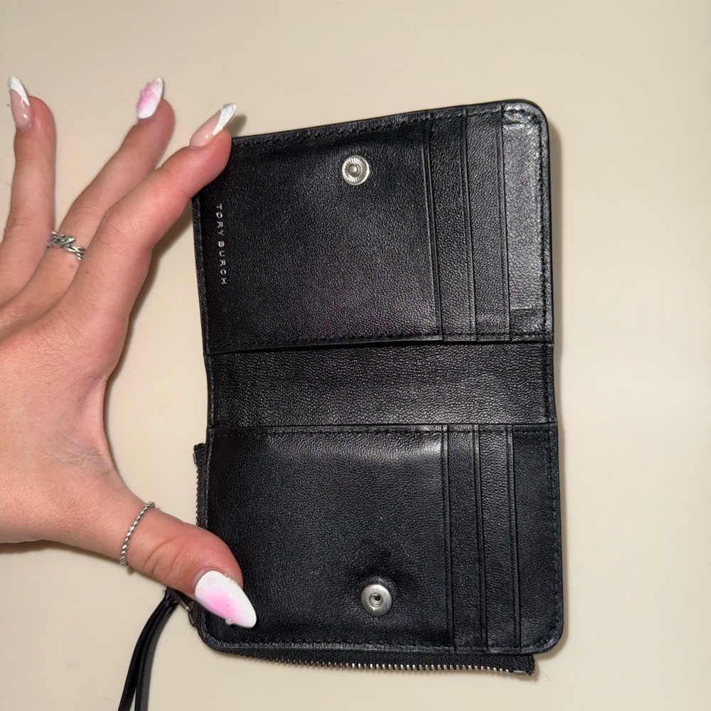 Tory Burch Black Quilted Wallet - Picture 3 of 5